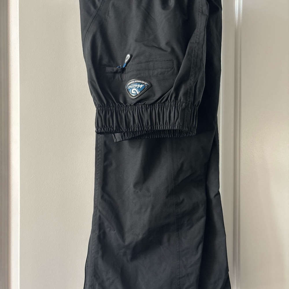 Mojo Mercury Black Cargo like pants